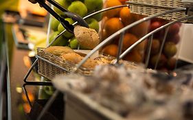 Holiday Inn Express London Stratford By Ihg